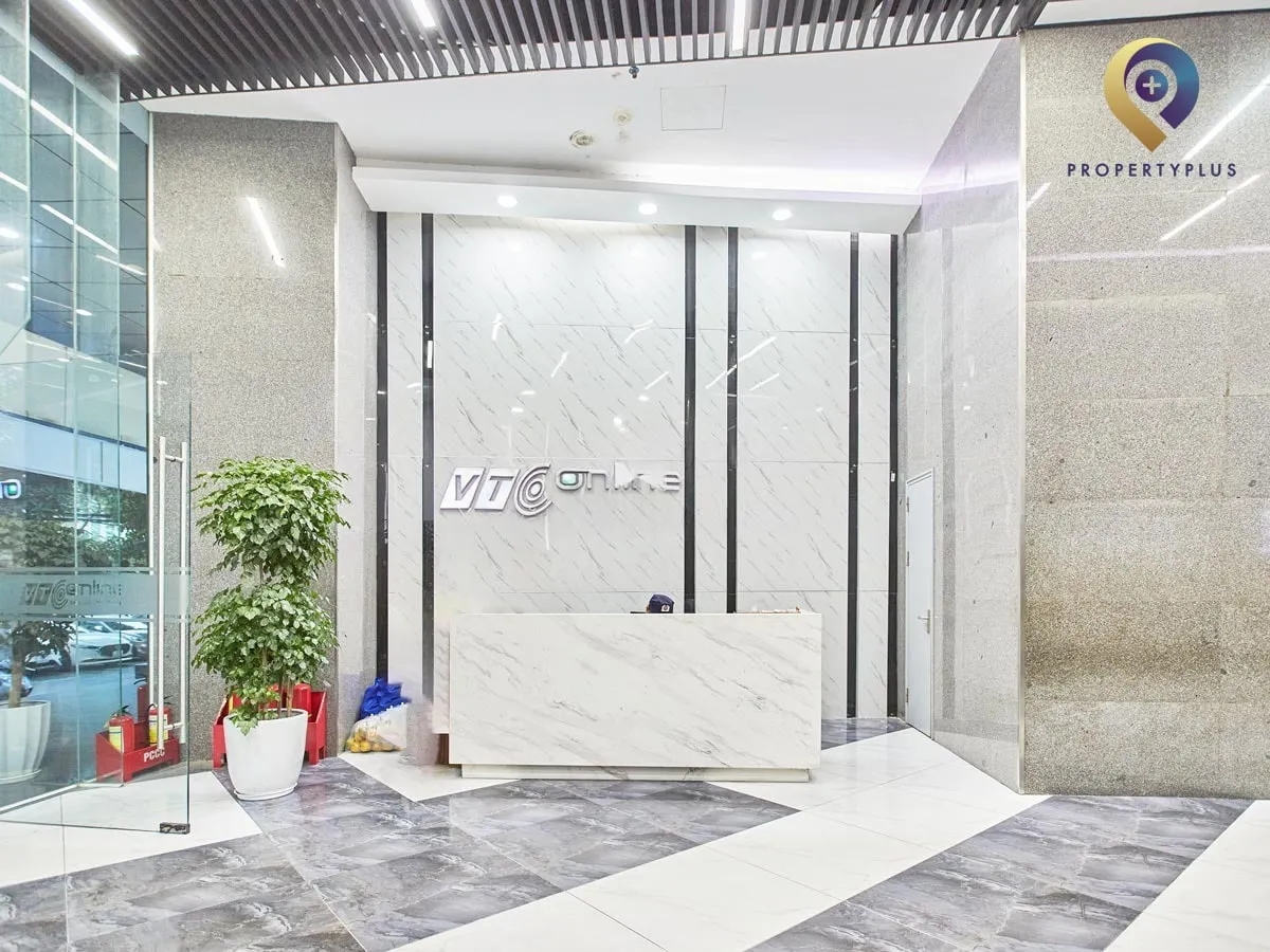 Reception desk area in VTC Online building lobby